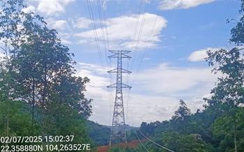Đường dây 500kV Lào Cai – Vĩnh Yên: Hoàn thành kéo dây những khoảng néo đầu tiên
